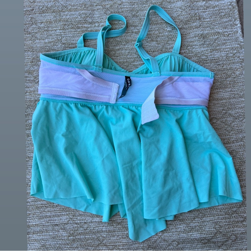 Torrid V shape layered tankini rusted. bust aqua blue turquoise size 1 - Picture 5 of 9